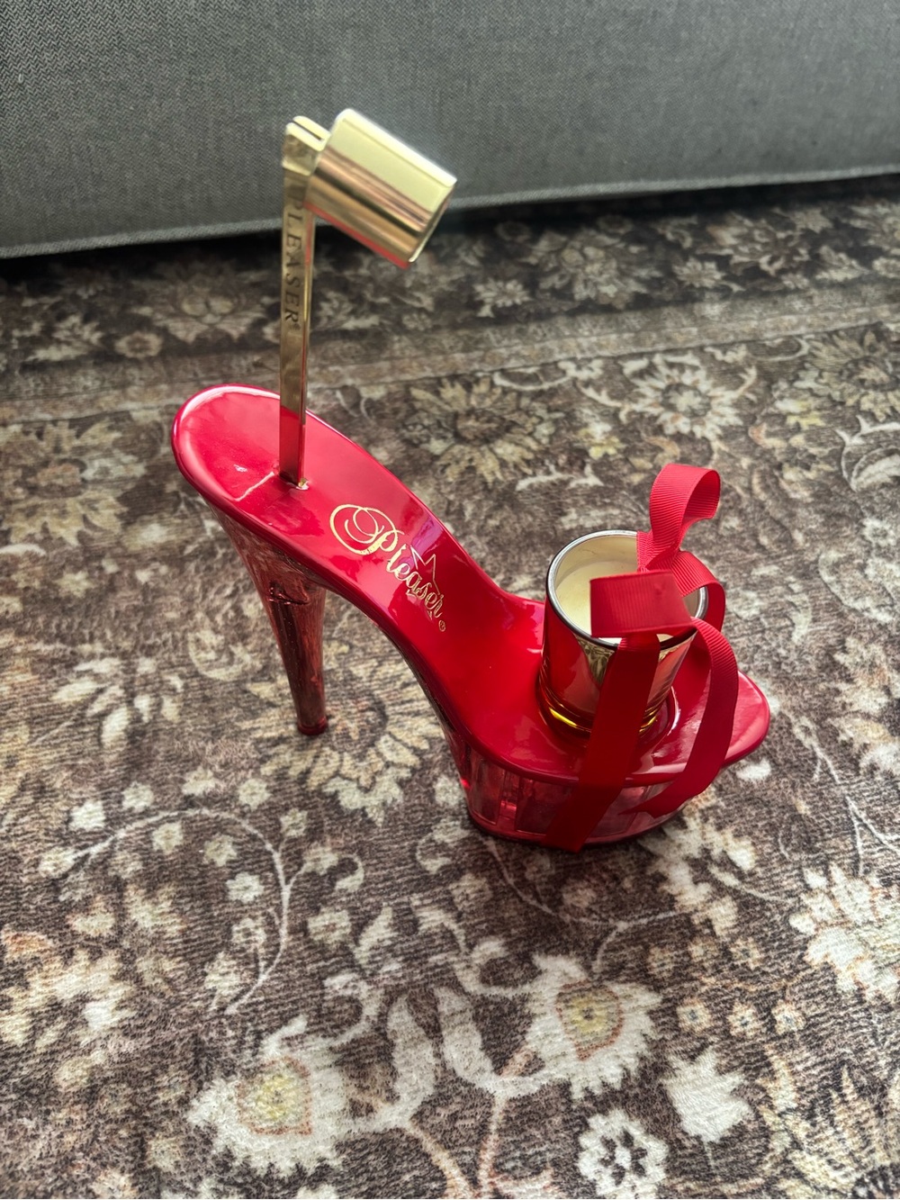 Pleaser Red Heel Candle Set - Picture 3 of 3